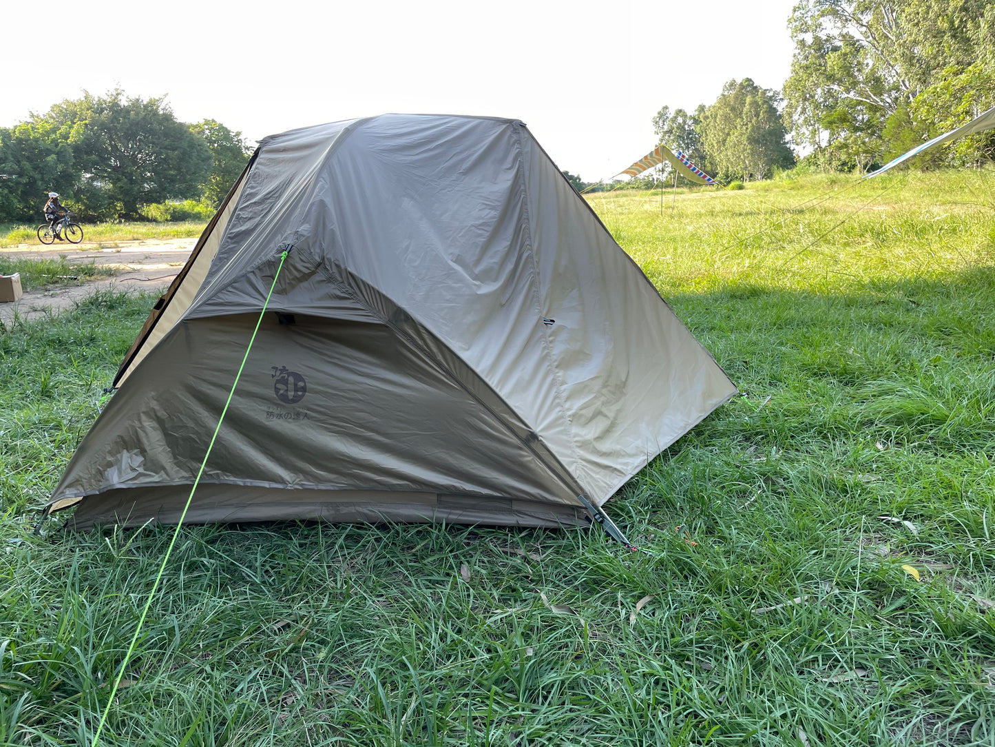 Waterproof expert 2-person ultra-light Mongolian camping tent self-supporting camp double-layer two-door model