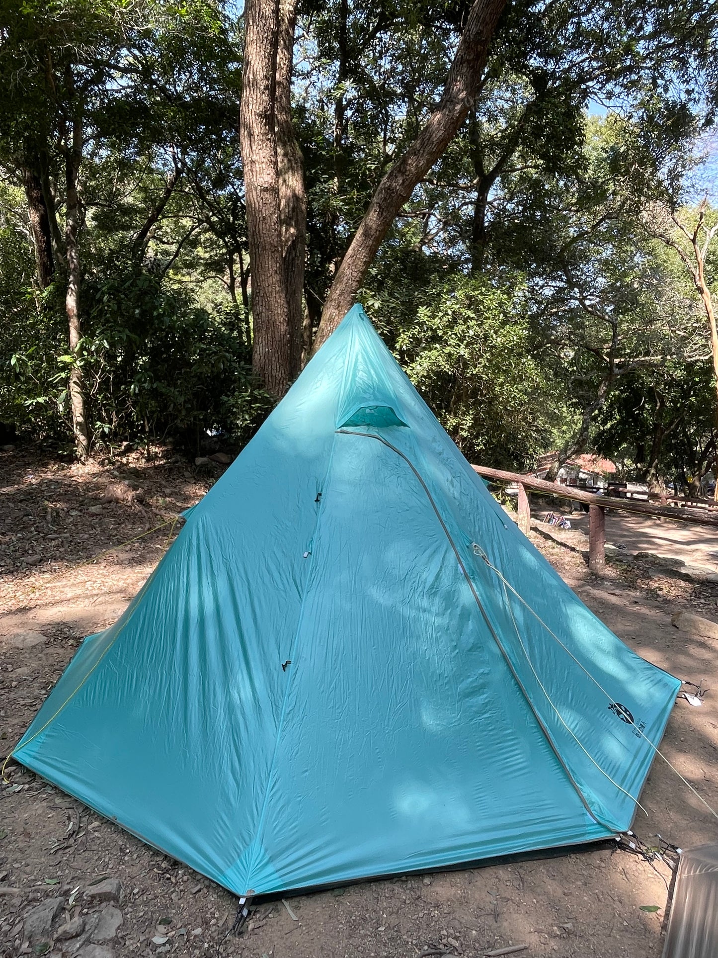 防水之達人金字塔款露營帳篷 Andes 4 Ultralight Tent